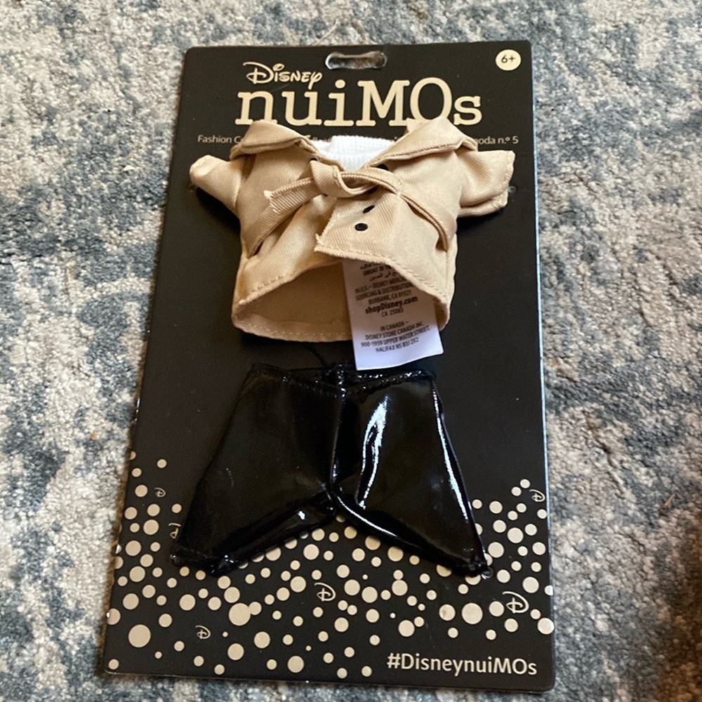 Disney Nuimos outfit